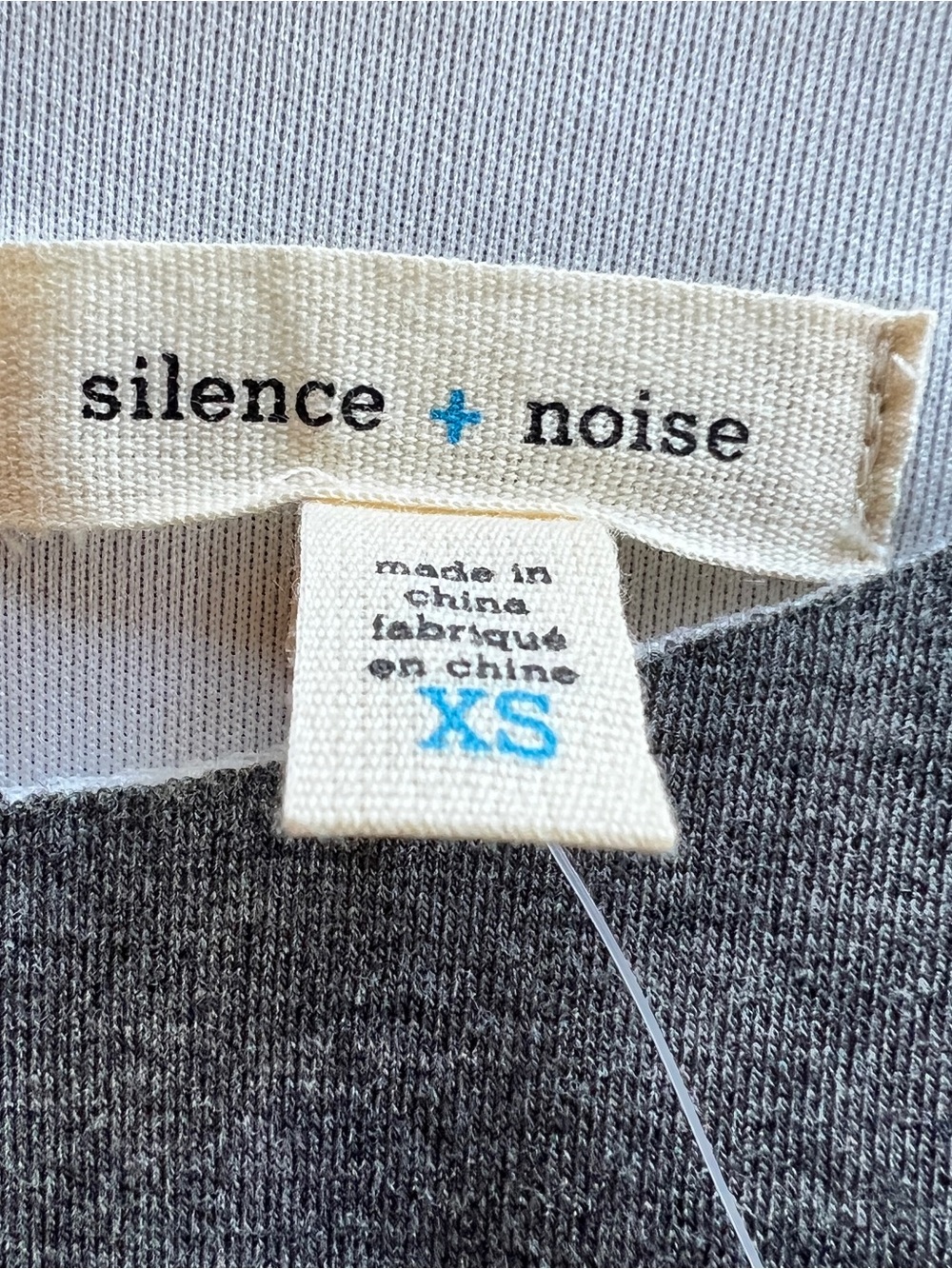 Silence + Noise by Urban Outditters Gray Cropped Top with Zipper Cuffs-xs - Picture 4 of 7